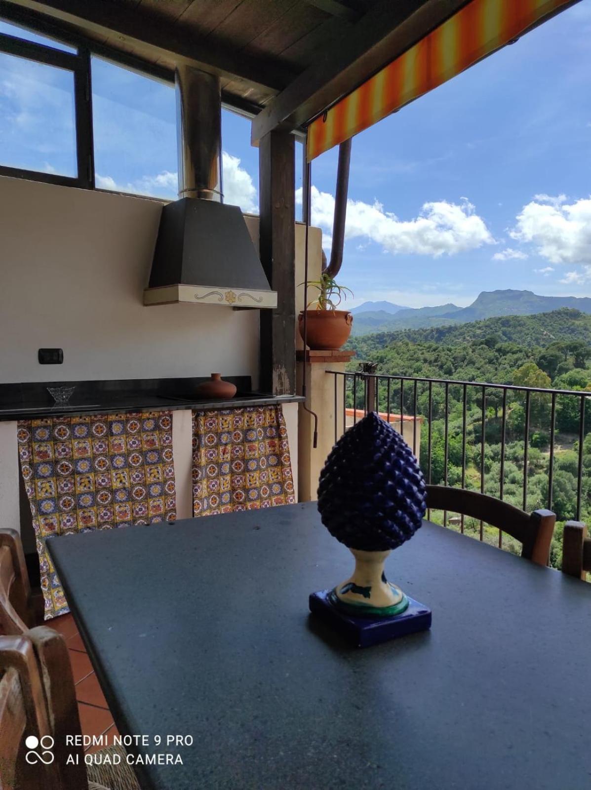 B&B Il Padrino Savoca Ngoại thất bức ảnh