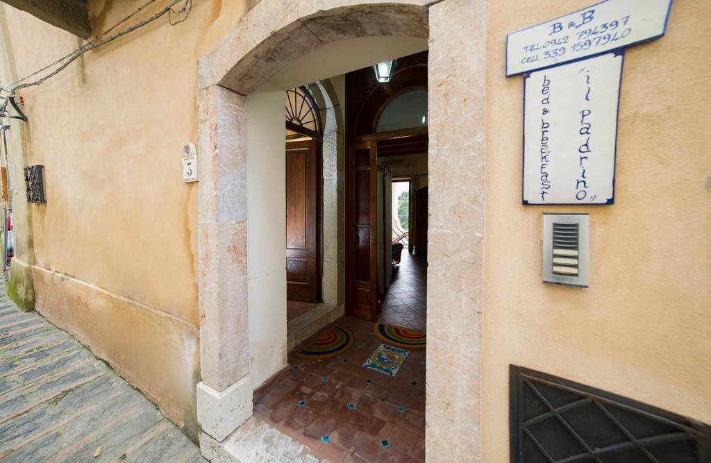 B&B Il Padrino Savoca Phòng bức ảnh